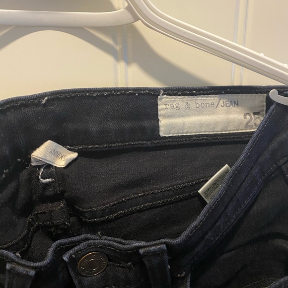 Rag & bone black skinny jeans! - Picture 3 of 4